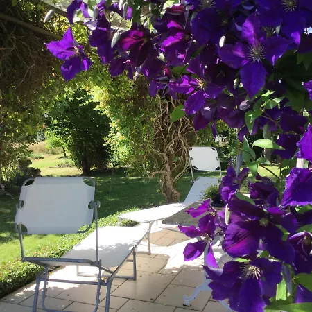 D'hote L'amazone Bed & Breakfast Caumont (Tarn-et-Garonne)